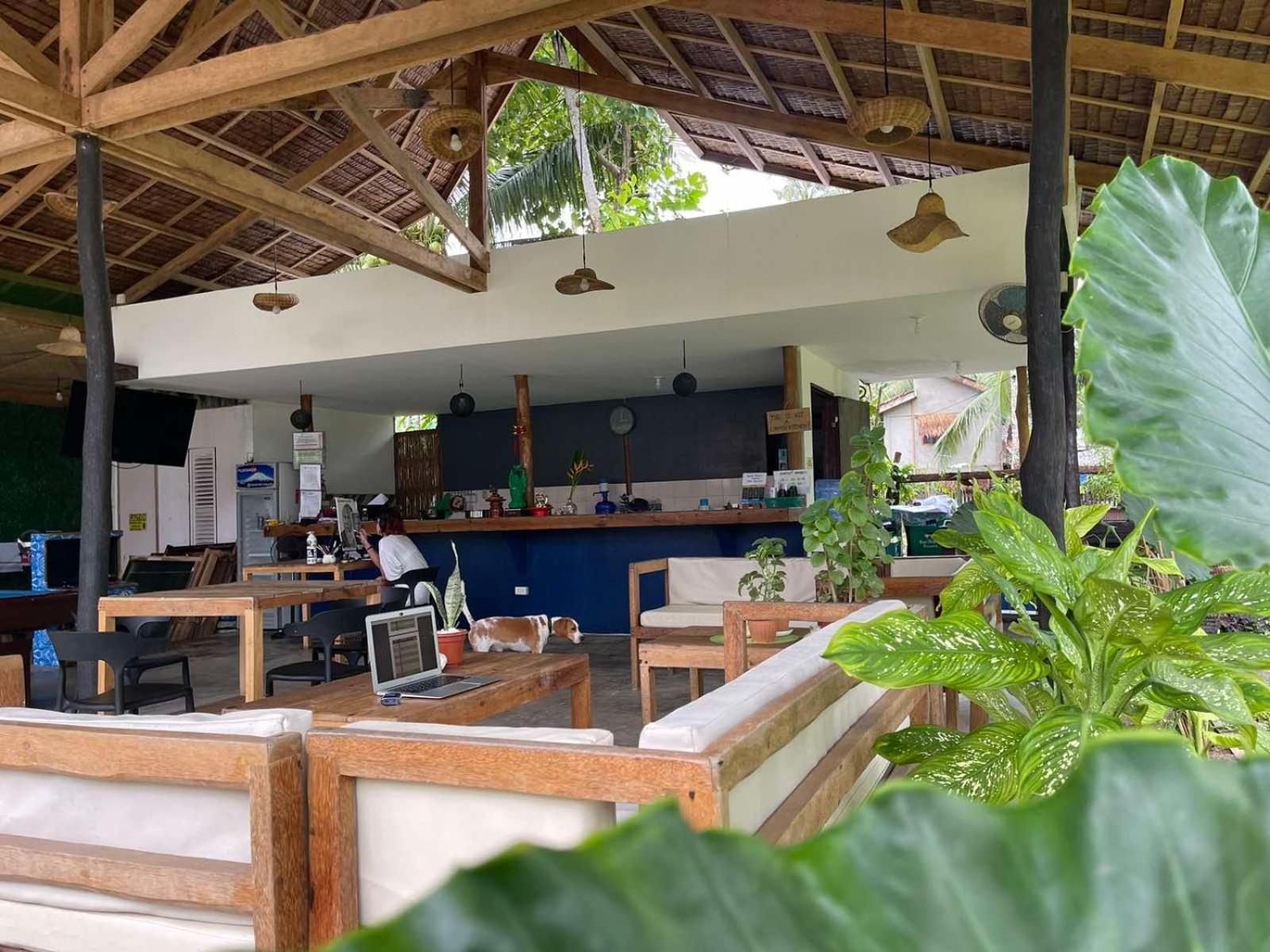 Dawn Patrol Siargao Hostel General Luna  Luaran gambar