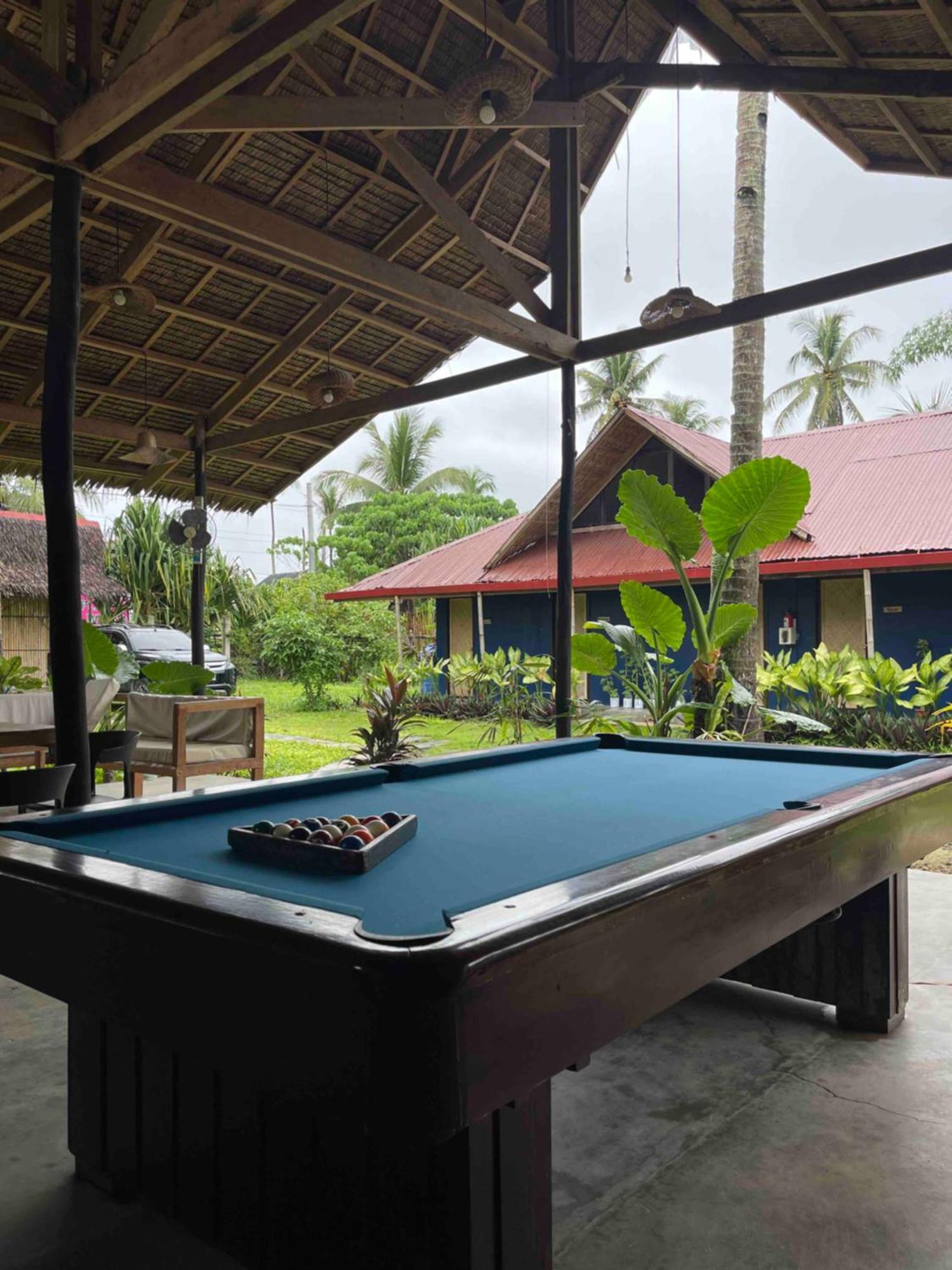 Dawn Patrol Siargao Hostel General Luna  Luaran gambar